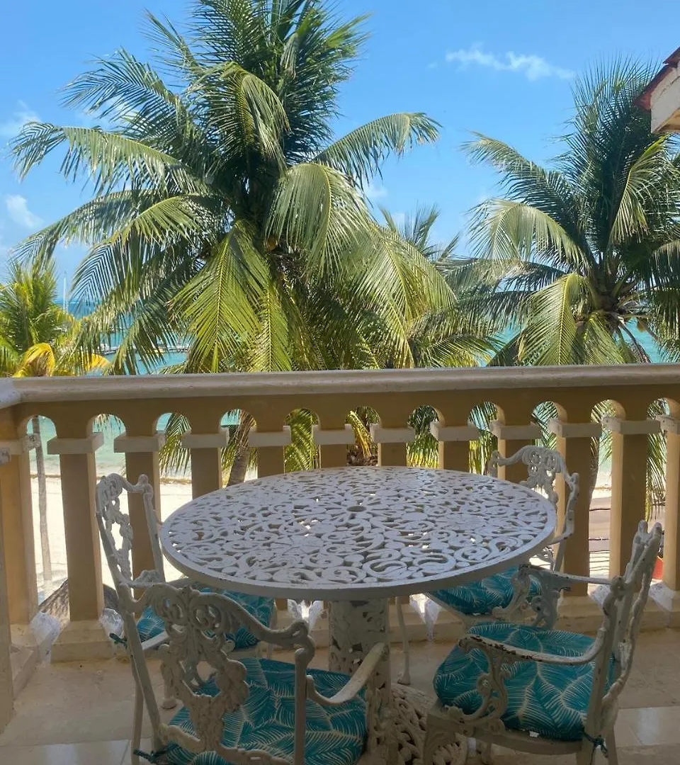 Beautiful Condo A Few Stps To Sea Cancun