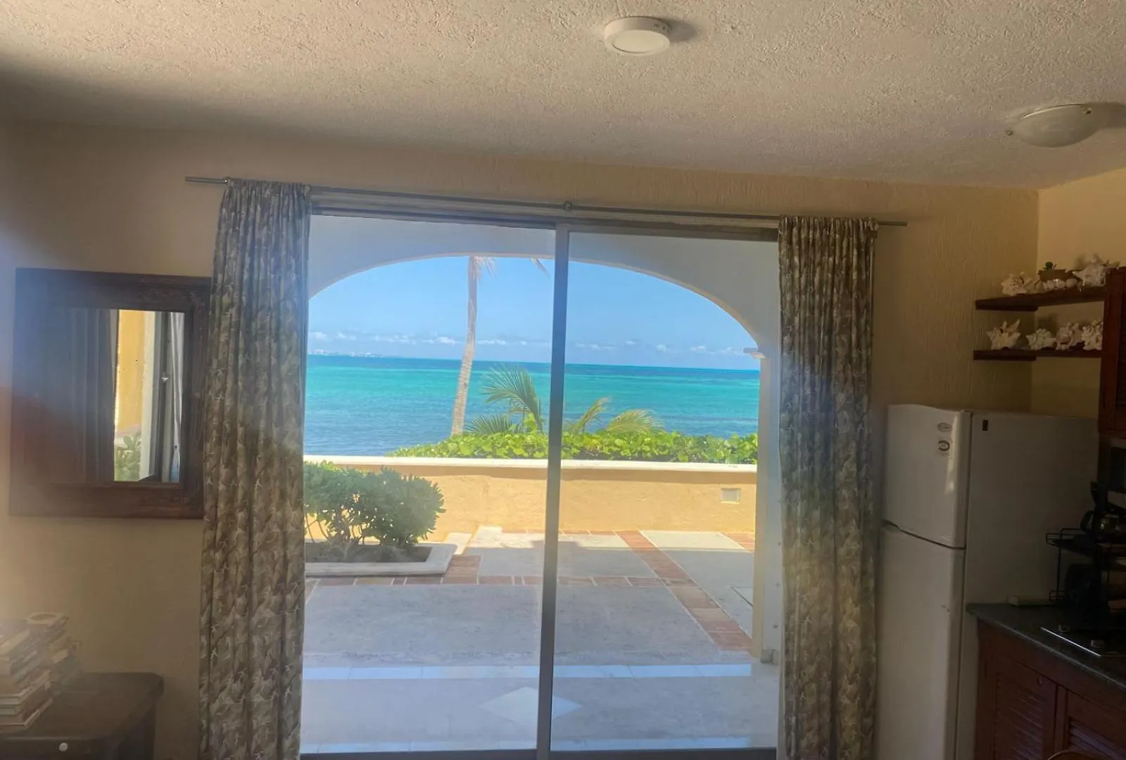 Beautiful Condo A Few Stps To Sea Cancun Mexico