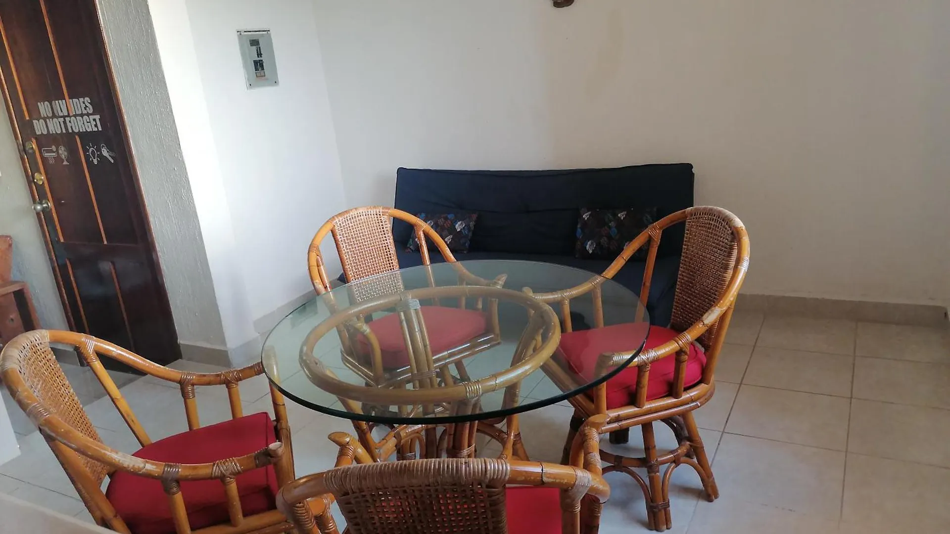 Beautiful Condo A Few Stps To Sea Cancún México